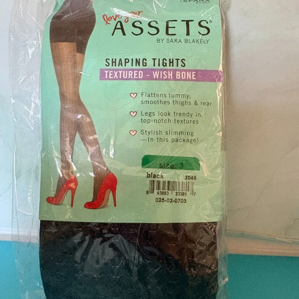 Shaping Tights Textured - Wishbone Size 3 Black - SPANX‎ Brand #2049